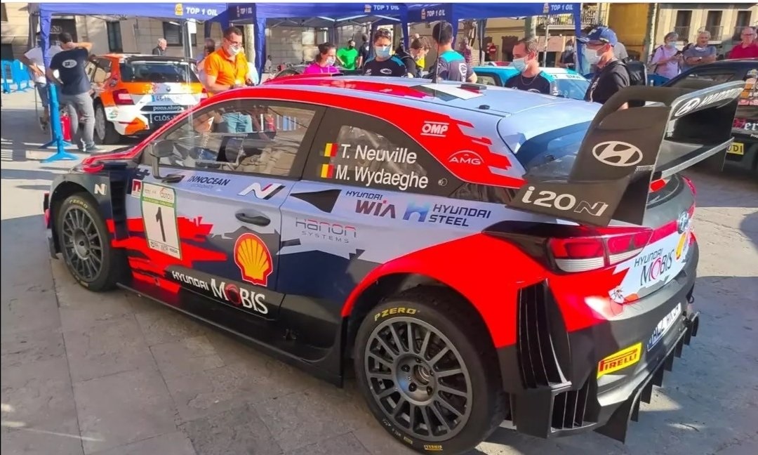 Neuville triomfa al Ral·li de la Llana