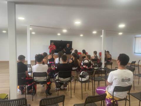 Èxit sota la pluja a l’Escala de la 3a selecció de DONA-GAS